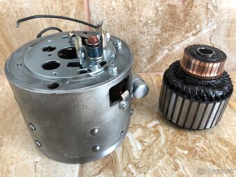 Jawa panelka 250 - zapalovanie 50 W po GO, mínus pól - 4