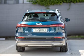 Audi E-tron 55 quattro - 4