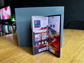 Honor Magic V3 521gb Black - 4