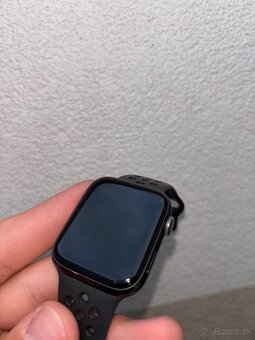 Predám hodinky Apple watch se Nike sport band (2021) - 4