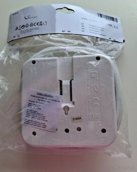 Predlžovací kábel ṣ̌tvorcový s usb - 4