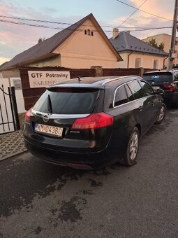 Opel isignia sports 2L,96kw,2010rv, - 4