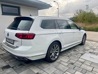 VW Passat Variant 2.0 TDi R-line 4-motion DSG 2019 140kw 4x4 - 4