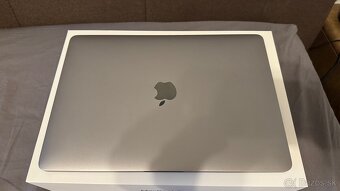 MacBook Pro 13.3 2020 - 4
