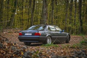 BMW 740iL E38 - 4