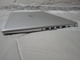 HP. i7-8.gen. 4-jadro.8 GB DDR4. 15,6" FHD. SSD 256GB+500GB - 4