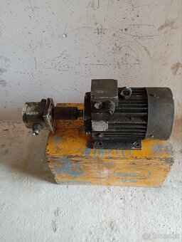 Elektromotor 2,2kw+hydraulické čerpadlo - 4