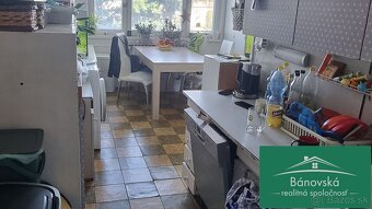 Rezervované - Ponúkame Vám na predaj 3 izbový byt v Bánovcia - 4