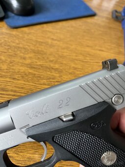 Pistol 22lr Colt Cadet - 4