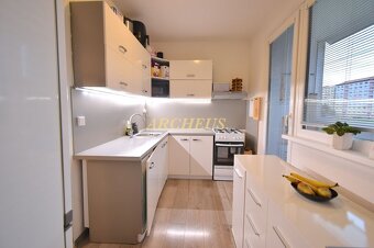 3D / EXKLUZÍVNE / 3 IZBOVÝ BYT (BALKÓN), KEŽMAROK ,67m2 - 4