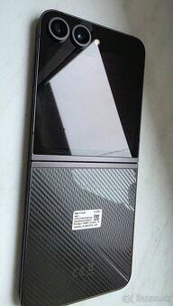 Predám Samsung Galaxy Z Flip 6 512 gb - 4
