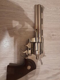 Replika colt revolvera - 4