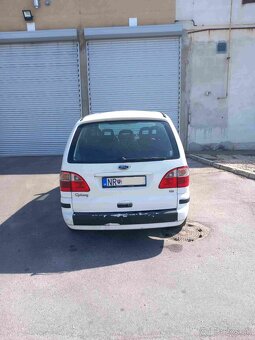 Ford Galaxy - 4