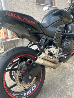 Predam Kawasaki z750 - 4