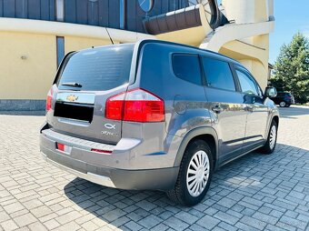 Chevrolet Orlando 1.8 16V LT r.v.2011 Nová STK+EK 4/2027 - 4