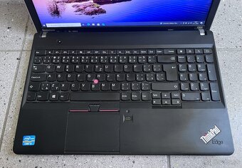 Lenovo E530 / i5-3210M / 8GB RAM / 250GB SSD / 15.6" - 4