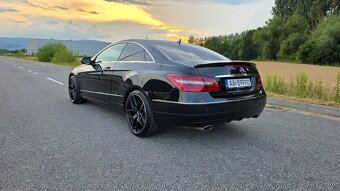 Mercedes-Benz E350 CDI Coupé - 4