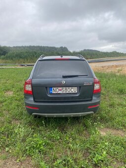 Škoda Octavia 2 Scout 2.0 TDI - 4