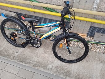 Predám CTM ako nový 20palcove kolesá -neutralny - 4