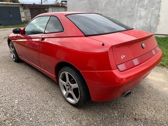 Alfa Romeo GTV 2.0 TwinSpark - 4