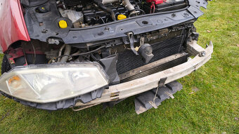 Predám Renault Megane 2 1.9 DCI - 4