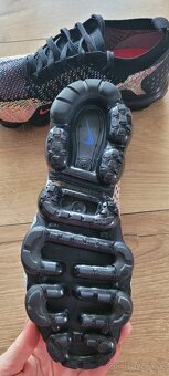 Nike Air Vapormax Flyknit 2 - 4