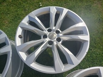 Original Audi R19 5x112 ET28 - 4