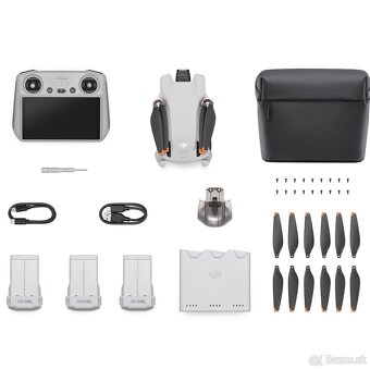 DJI Mini 3 Fly More Combo (DJI RC) (GL) - 4