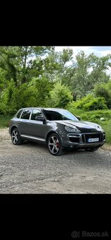 Porsche Cayenne Turbo - 4