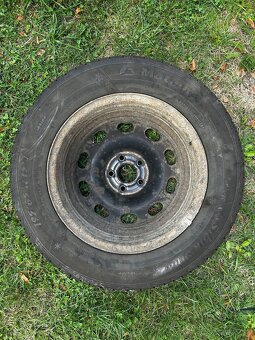 Zimne pneumatiky 195/65 R15 - 4