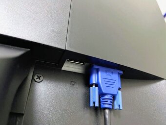 LED monitor 22" Dell E2216 VGA DisplayPort HDMI - 4