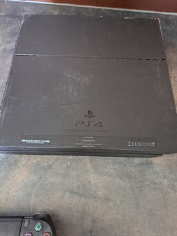 Sony PS4 na súčiastky - nebere CD, joypad vadný - 4