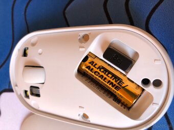 Logitech Pebble M350 - 4