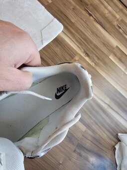 NIKE AIR MAX PLUS TN - 4