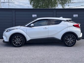 Toyota C-HR 1.8 Hybrid Executive E-CVT FWD - 4