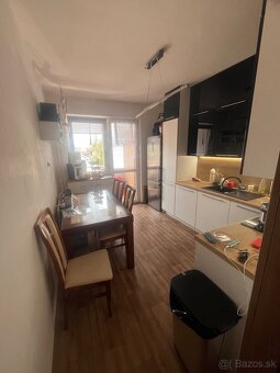 Na predaj 4-izbový byt po rekonštrukcii ,Rajec ,Hollého,84m2 - 4