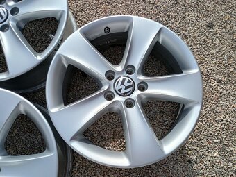 Alu disky originál VW Passat B7, 5x112 R17 - 4