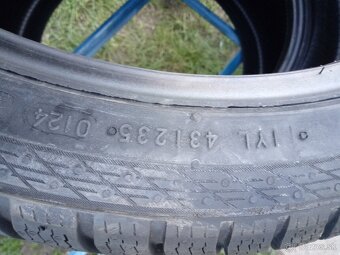 225/40 R18 zimné pneumatiky Nokian - 4