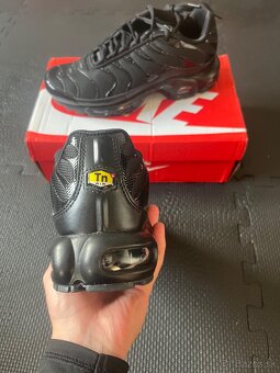 Nike Tn Cierny - 4