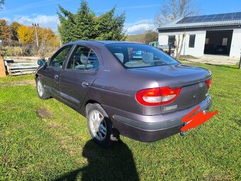 Predám Renault Megane classic - 4