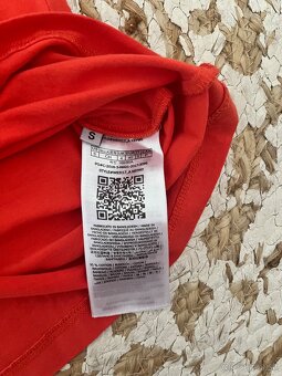 Guess dámske tričko - 4