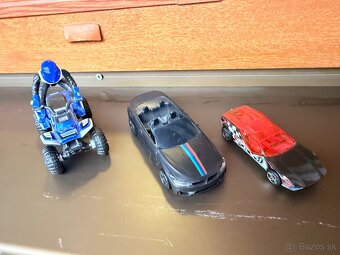 Predam tri kovove modely - 4