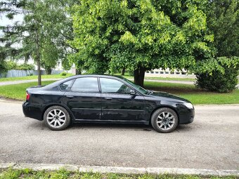 SUBARU LEGACY 2,0R 121KW, AUTOMAT, ČIERNA 206tis - 4