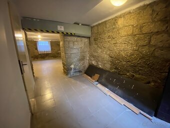 PRENÁJOM – OBCHODNÉ PRIESTORY – CENTRUM ZVOLENA Zvolen - 4