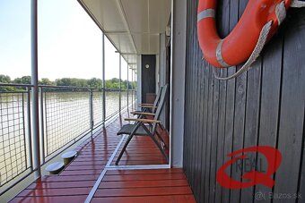 PRIESTRANNÝ HAUSBÓT NA VÝBORNOM MIESTE - 4