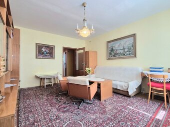 Priestranný 1 izbový byt na Važeckej, PO - ihneď voľný - 4