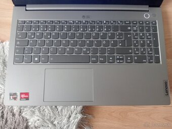 Lenovo Thinkbook 15 / Amd Ryzen 5 / 24gb ram - 4