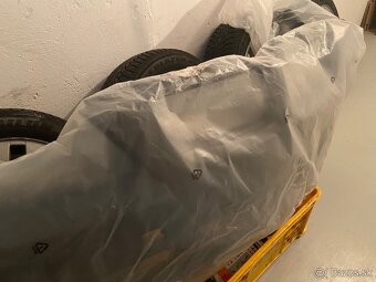 naraznik BMW e91 - 4