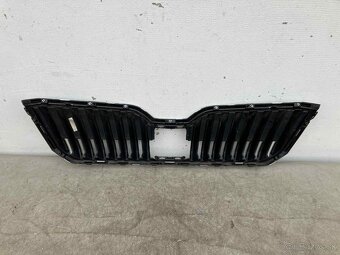 ŠKODA SUPERB 3 III 2015- PREDNÁ MASKA NA RADAR - 4