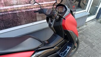 YAMAHA N-MAX 125 - 4